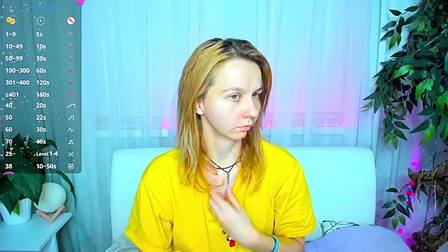 Snapshot of Bell_a_mi_ chatting on March 2025 03:18:02 AM Bell a mi online show from March 2025 03:18:02 AM