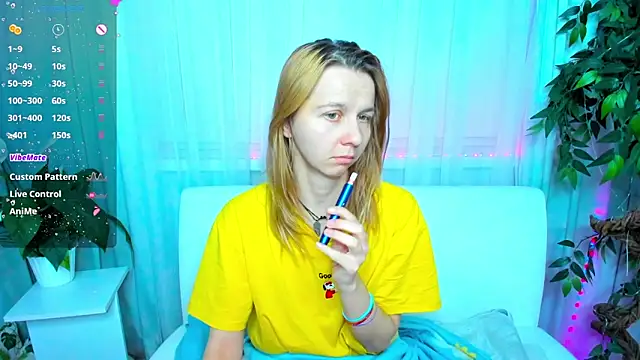 Snapshot of Bell_a_mi_ chatting on March 2025 03:53:02 AM Bell a mi online show from March 2025 03:53:02 AM