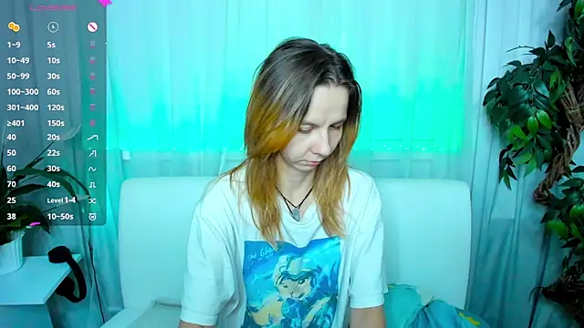 Snapshot of Bell_a_mi_ chatting on October 2025 10:05:02 AM Bell a mi online show from October 2025 10:05:02 AM