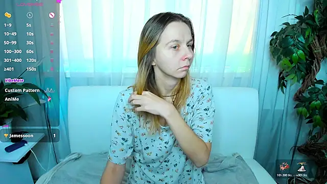 Snapshot of Bell_a_mi_ chatting on October 2025 09:32:01 AM Bell a mi online show from October 2025 09:32:01 AM