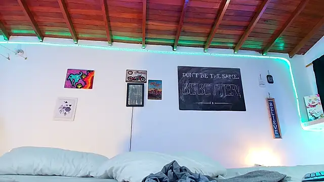 Snapshot of RyanCarter_ chatting on February 2025 05:39:02 PM RyanCarter  online show from February 2025 05:39:02 PM