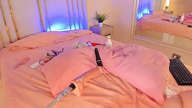 Snapshot of Saekohofman chatting on February 2025 07:47:01 AM Saekohofman online show from February 2025 07:47:01 AM