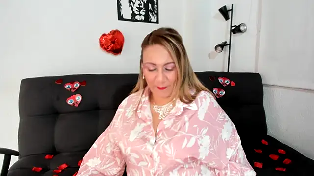 yayita mature online show from February 2026 03:53:02 PM