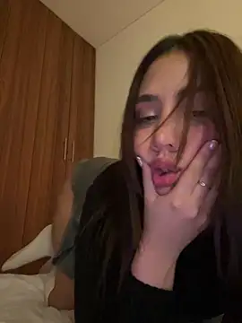 Snapshot of marcimaa chatting on December 2024 02:10:02 AM marcimaa online show from December 2024 02:10:02 AM