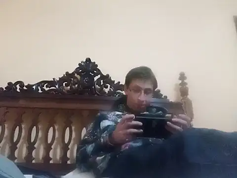 Snapshot of White_rabbit_ chatting on December 2024 05:29:02 PM White rabbit  online show from December 2024 05:29:02 PM