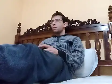 Snapshot of White_rabbit_ chatting on January 2025 11:45:02 PM White rabbit  online show from January 2025 11:45:02 PM