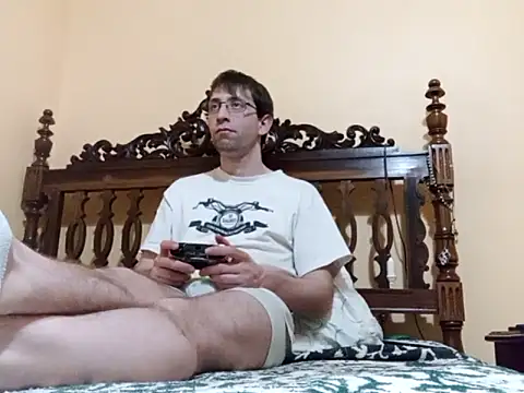 Snapshot of White_rabbit_ chatting on March 2025 11:03:02 PM White rabbit  online show from March 2025 11:03:02 PM