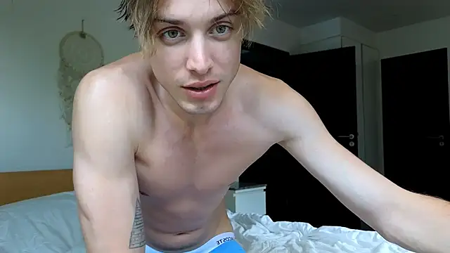 Cryptikov online show from December 2025 07:34:01 AM