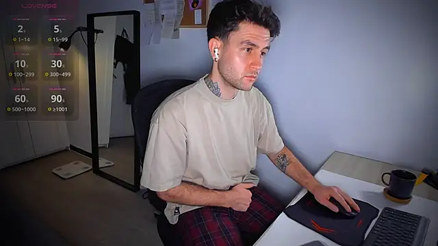 HonestAndrew online show from February 2026 06:42:02 AM