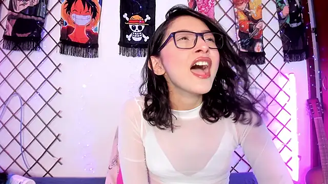 Snapshot of Alice_jacobs1 chatting on October 2025 03:50:02 AM Alice jacobs1 online show from October 2025 03:50:02 AM