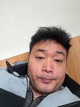 S00 online show from December 2025 03:56:02 AM