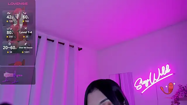 Snapshot of Adele_LatinLady chatting on February 2025 11:31:01 PM Adele LatinLady online show from February 2025 11:31:01 PM