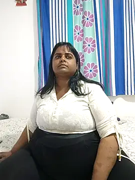 SusanaEshwar online show from July 2026 06:35:02 PM