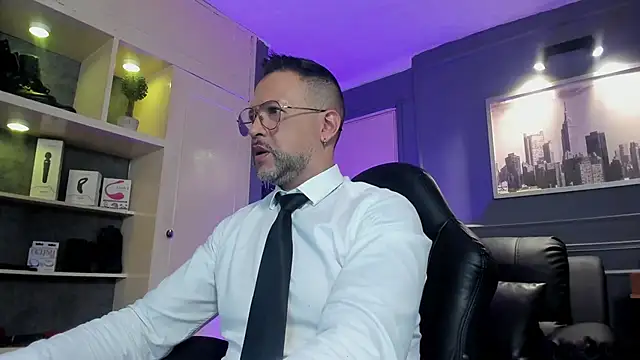 MrFrank tattoo online show from January 2026 12:32:01 PM