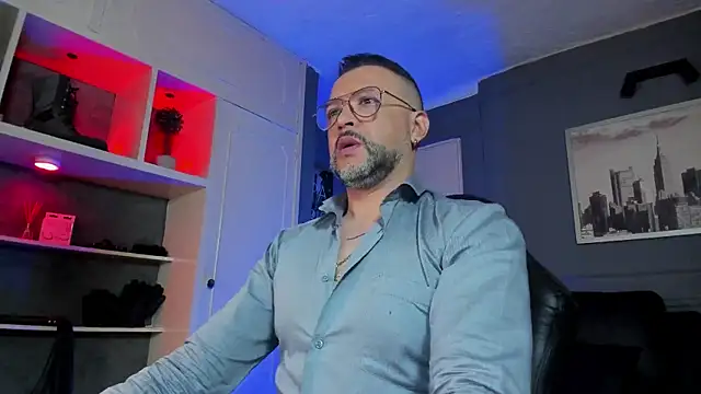 MrFrank tattoo online show from February 2026 10:36:01 AM