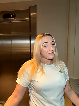 Strongqueen online show from January 2026 09:06:02 PM