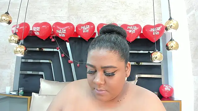 Snapshot of BiancaFollerach chatting on February 2025 11:33:01 AM BiancaFollerach online show from February 2025 11:33:01 AM