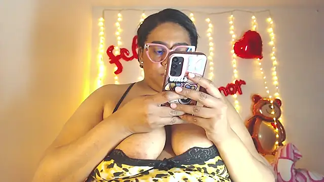 Snapshot of BiancaFollerach chatting on February 2026 12:28:01 AM BiancaFollerach online show from February 2026 12:28:01 AM