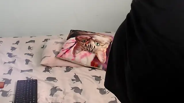 WendiMoon online show from October 2025 07:11:01 AM