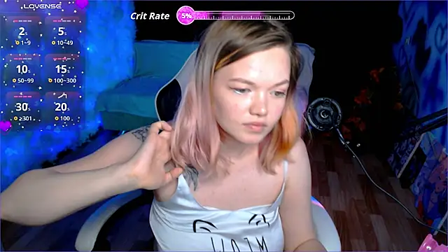 Snapshot of mary_lunar chatting on October 2025 08:06:02 PM mary lunar online show from October 2025 08:06:02 PM
