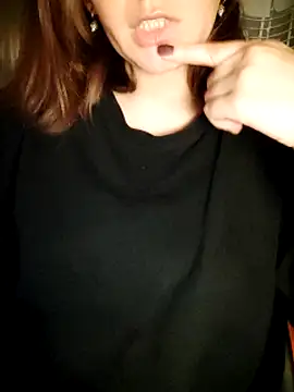 Snapshot of Aashikalaa chatting on March 2025 04:10:01 PM Aashikalaa online show from March 2025 04:10:01 PM