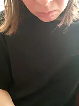 Snapshot of Aashikalaa chatting on December 2025 10:09:01 AM Aashikalaa online show from December 2025 10:09:01 AM