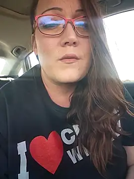 Snapshot of BBWQUEENBEEE chatting on March 2025 09:36:02 PM BBWQUEENBEEE online show from March 2025 09:36:02 PM