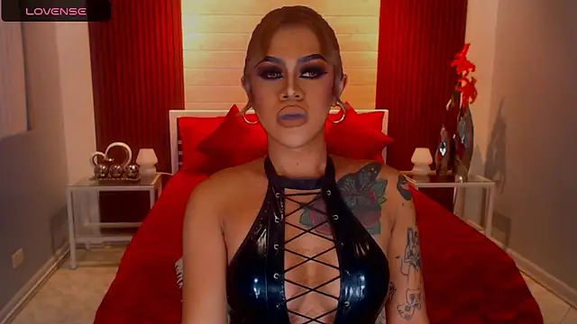 StellaStrong30 online show from November 2025 09:58:01 PM