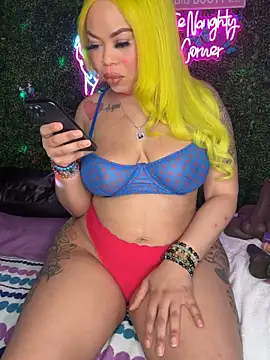 ThickAssRena online show from April 2026 06:57:01 PM