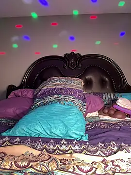 ThickAssRena online show from July 2026 05:31:01 PM