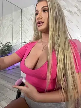 Snapshot of SinwithAmy chatting on December 2025 04:57:02 PM SinwithAmy online show from December 2025 04:57:02 PM