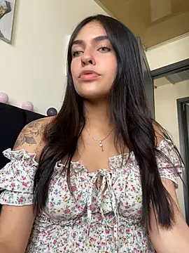 DaphneUwu online show from March 2025 02:45:02 PM