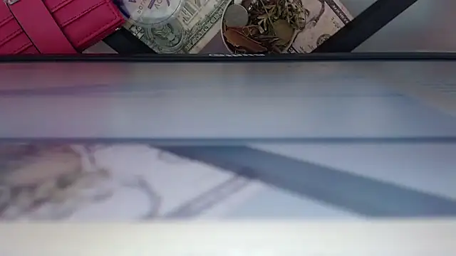 Divaxhermosa online show from May 2026 12:18:01 AM