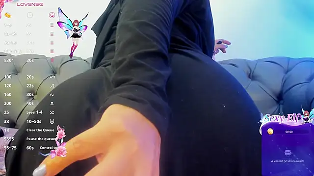 Snapshot of Dounia_nagi chatting on March 2025 04:41:01 AM Dounia nagi online show from March 2025 04:41:01 AM