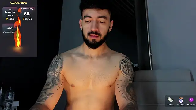 Snapshot of MarkWalker__ chatting on November 2025 09:52:01 AM MarkWalker online show from November 2025 09:52:01 AM