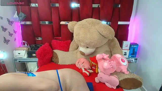 Snapshot of Ginna_doll chatting on October 2025 01:39:02 AM Ginna doll online show from October 2025 01:39:02 AM