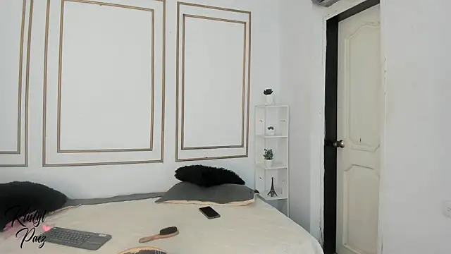 Snapshot of kristyl_paez chatting on December 2025 06:59:02 PM kristyl paez online show from December 2025 06:59:02 PM