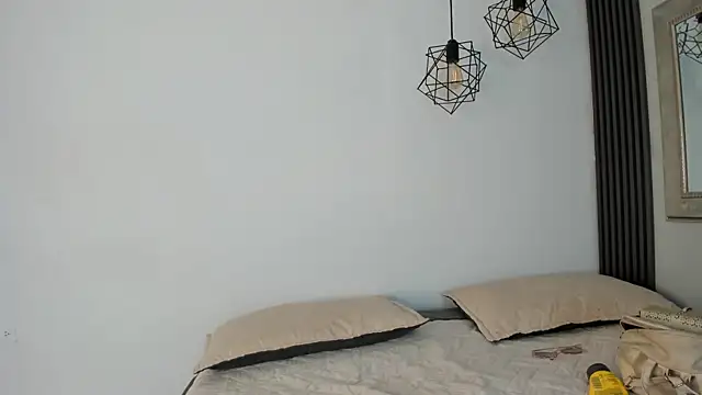 kristyl paez online show from April 2026 07:59:02 PM