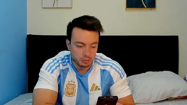 lissandthor13 online show from April 2026 12:21:01 PM