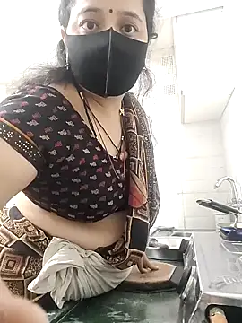 Snapshot of Riyasingh9 chatting on January 2025 03:51:02 AM Riyasingh9 online show from January 2025 03:51:02 AM