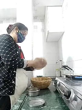 Snapshot of Riyasingh9 chatting on January 2025 12:56:01 PM Riyasingh9 online show from January 2025 12:56:01 PM