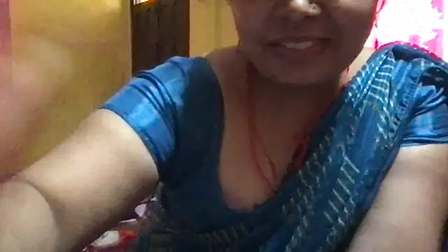Snapshot of Riyasingh9 chatting on September 2025 03:52:02 AM Riyasingh9 online show from September 2025 03:52:02 AM