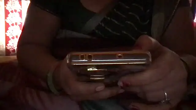 Snapshot of Riyasingh9 chatting on September 2025 03:18:02 AM Riyasingh9 online show from September 2025 03:18:02 AM