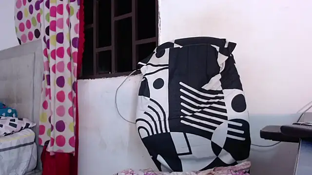 Snapshot of DirtixFantasy chatting on October 2025 01:14:01 AM DirtixFantasy online show from October 2025 01:14:01 AM