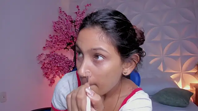 cora 22 online show from April 2026 12:49:01 PM