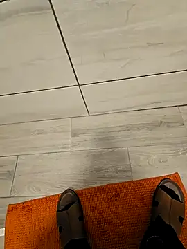 Snapshot of cross10 chatting on January 2025 11:22:02 PM cross10 online show from January 2025 11:22:02 PM