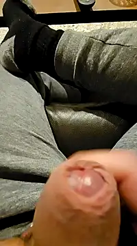 Snapshot of cross10 chatting on January 2025 11:29:01 PM cross10 online show from January 2025 11:29:01 PM