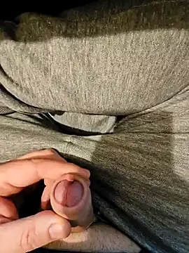 Snapshot of cross10 chatting on February 2025 03:04:01 PM cross10 online show from February 2025 03:04:01 PM