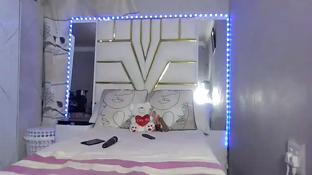 SexyyNana online show from October 2025 07:48:02 PM