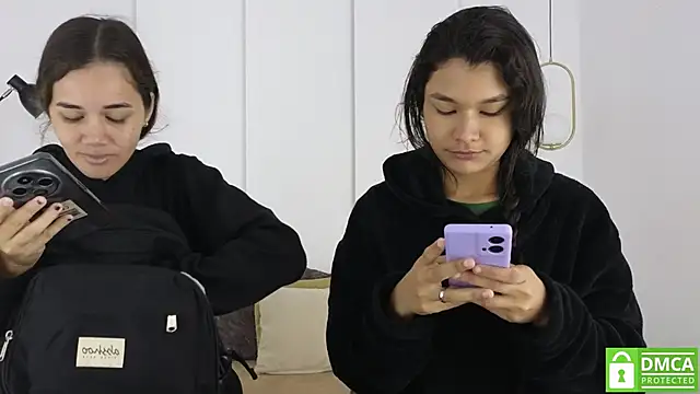 sexychanell 18 online show from December 2025 01:06:01 PM